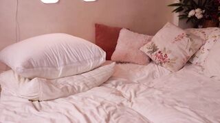 flowersprincess - [Chaturbate] Insane Orgasm Cute WebCam Girl Fucks Herself