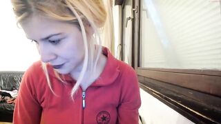 mia________  05-12-2022 16-45