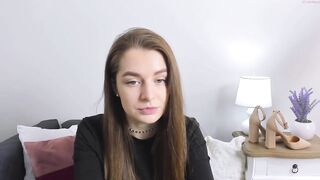 carliebeauty  06-12-2022 20-54