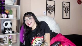 little_geena  07-12-2022 02-59