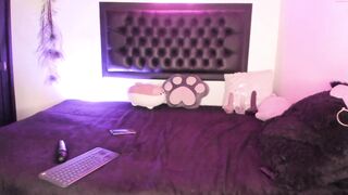 iam_eli  Chaturbate  22-12-2022 04-24