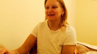 cumwithmypuss  Chaturbate  25-12-2022 12-38