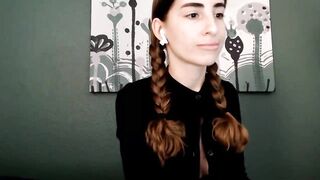 Nora_Sweet  Myfreecams  27-12-2022 04-00