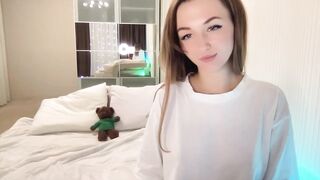 EllenOnline  Myfreecams  27-12-2022 03-50