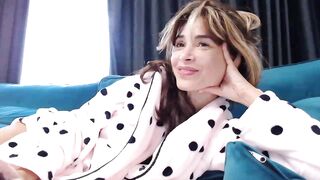 NormalGirl  Myfreecams  28-12-2022 01-58