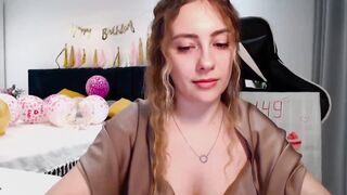 QueenOfTease_  Myfreecams  27-12-2022 16-33