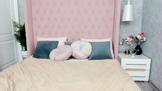 SofiBloom  Myfreecams  27-12-2022 17-14