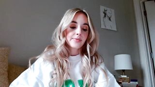 Vegansoda  Myfreecams  25-12-2022 00-23