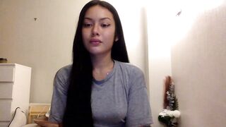 Miss_emiko  Myfreecams  26-12-2022 09-52