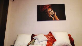 Aahh_Emilia  Myfreecams  24-12-2022 07-25