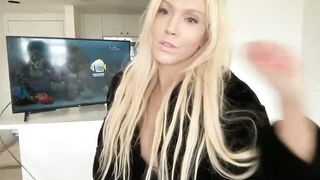 Brees_ROOM  Myfreecams  25-12-2022 13-31