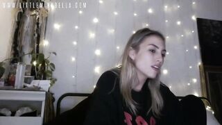 Littleminx  Myfreecams  25-12-2022 14-35