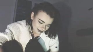 YourUkrGirl  Myfreecams  25-12-2022 15-27