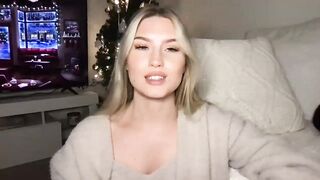 Thezabrina  Myfreecams  25-12-2022 16-37