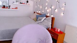 BellaMeyer  Myfreecams  26-12-2022 07-27