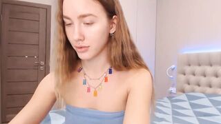 TeenEllie_  Myfreecams  25-12-2022 10-55