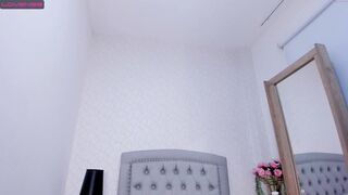 mia_collins_4 - Video  [Chaturbate] petite suckingdick -boys audition