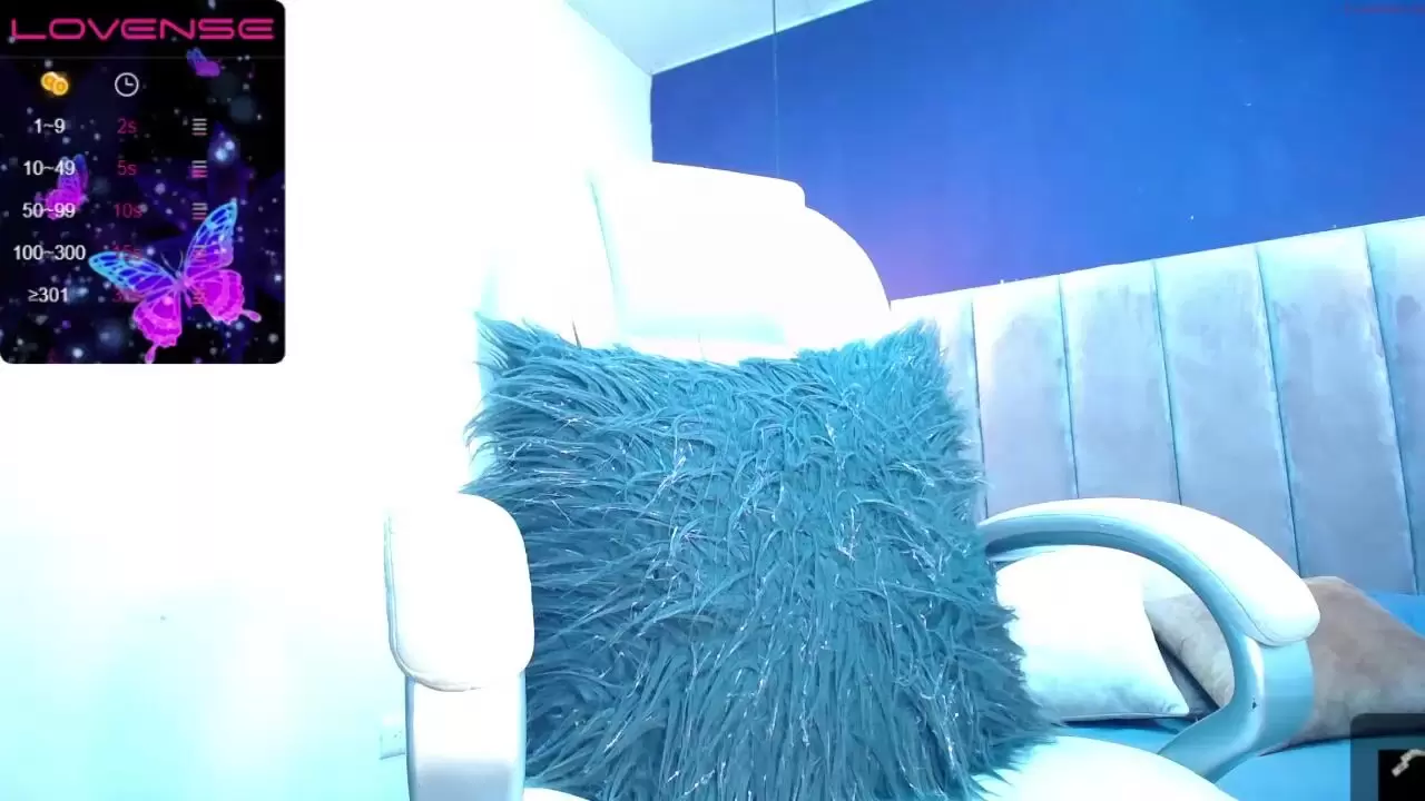 Emmilydelavega - Private [Chaturbate] exhibitionist finger joi boobs