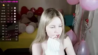 Best Videos - Model - shyyfox