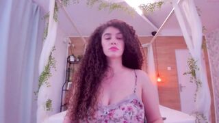 letitiavixen - [Chaturbate] fuck her hard Real Slut girl alone