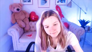 courtney_moore - Private  [Chaturbate] women milf shaven lesbo