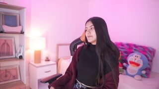 pia_fiore - [Chaturbate] camsex Hot Babe Strips Nymph
