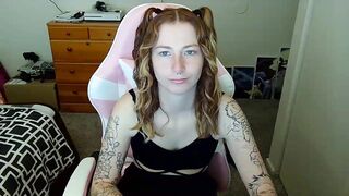 Little_Lunar - Private  [Myfreecams] threesome internal -dudes boobs