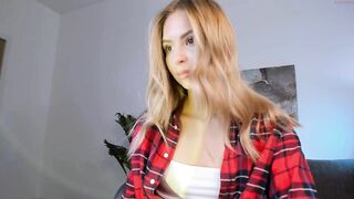charming_pan - [Chaturbate] Insane Orgasm Young Slut first time