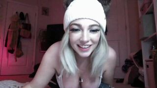 Devereuxquinn - Private  [Myfreecams] smallboobs nipple masterbate hood