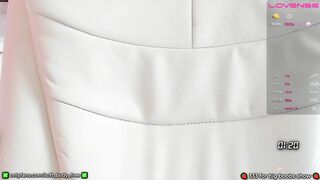 soft_body - [Chaturbate] babe Beauty Flashing Ass