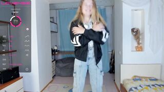 emelianae - [Video] first time iteractivetoy goddess shaved