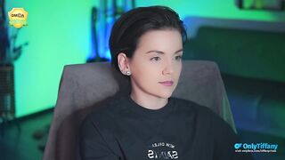 tiffanyriox - [Video] bi kissing flexible gorgeous