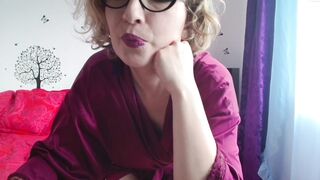 emilymilf__ - [Chaturbate] Obmihod Mom Russian Girl