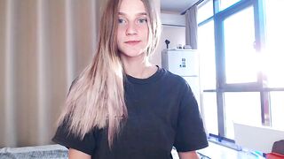 hayley__lee - [Chaturbate] Only Fun Club Video Web Model Flashing Ass