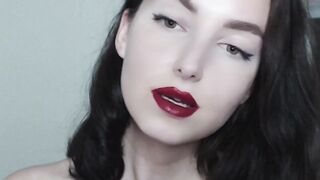 ladydi95 - [Chaturbate] Awesome Does Everything Mom