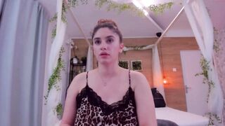 letitiavixen - [Chaturbate] Spy Video Fantastic Boobs Stunning