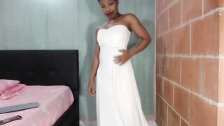 lyeah - [Chaturbate] licking Sexy Bitch Dream Girl