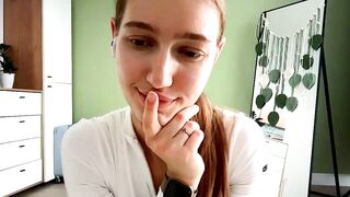 solar_bella - Chatr Online Stream clip Webcam snapshot pegging dirtytalk