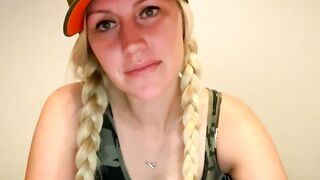 smexxii93 - Chatr Online Stream cute milf titties spit