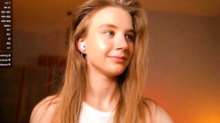 alexispeach - Chatr Online Stream doggy single handjob bush
