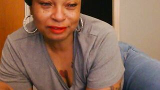 MSweetLindaParks - Stripc Online Stream striptease-ebony sex-toys middle-priced-privates best-mature