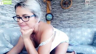 whitesilvery - [Chaturbate] Cute WebCam Girl Naughty hole