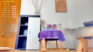 aariana4u - [Chaturbate] Stunning lesbian fuck her hard