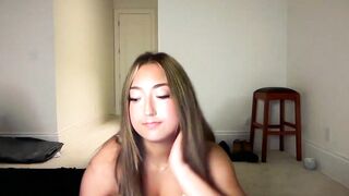 mesamarie - Chaturbate Stream submissive cameltoe femdom office