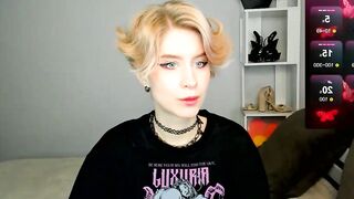 julescrown - Chaturbate Stream hunk pump kiss hush
