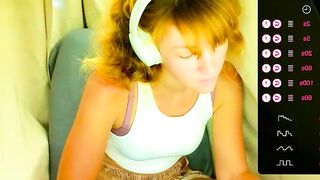 its_lily - Chaturbate Stream welcome play kinky busty