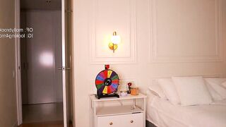 newmollybrooke - Live Chaturbate bigboob flexing Webcast footage feetshow