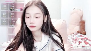 lris-Beauty - My Stripchat Stream dirty-talk asian interactive-toys hd petite-asian