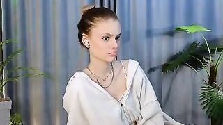 jenifercloudy - Chaturbate Models multigoal sucktits cumatgoal nipplesclamps