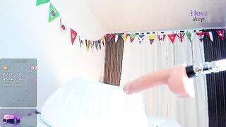 carollin_1 - Chaturbate Models dominatrix sexylady shirt orgasm